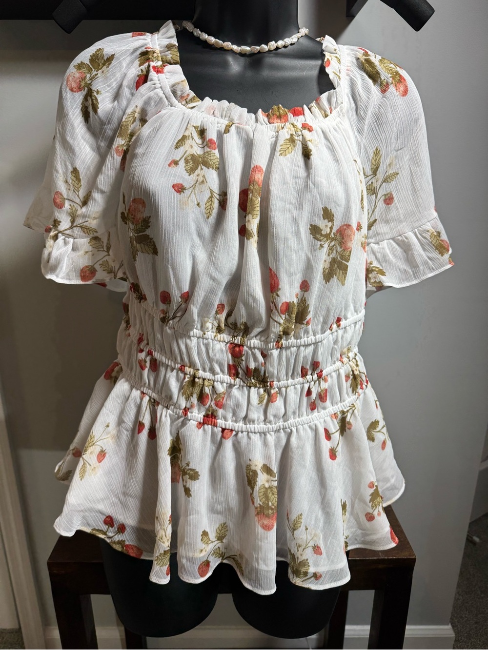 **SOLD**Cato White Floral Ruffle Peplum Top with Pink Accents